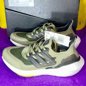 Adidas UltraBoost 21 Running Shoes Orbit Green Sz 5 S23879 Men’s Sz 5 Wmns 6.5